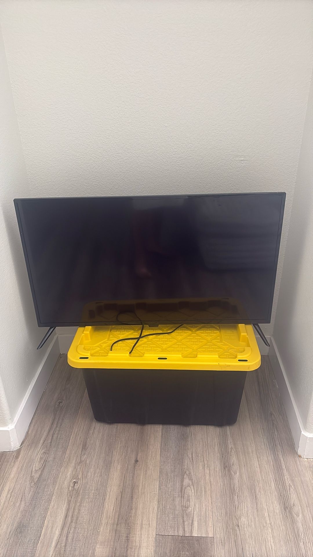 TV Like New Cheap Need It To Go ASAP
