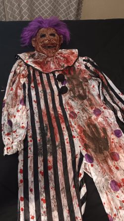 Scary Clown Halloween Costume