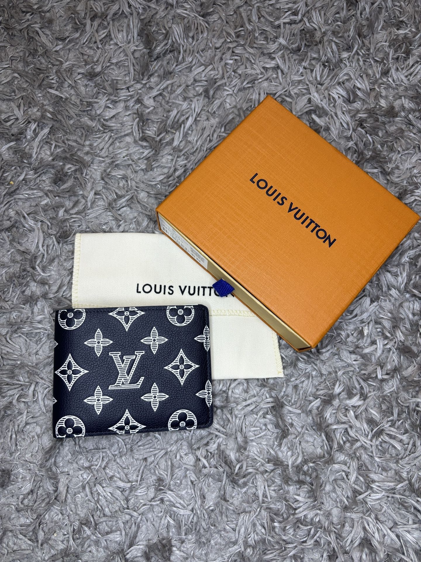 LV wallet