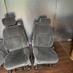 Chevy Trail Blazer Seats