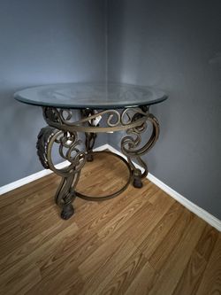 Mirror And 2 Tables Set. 3 Pc