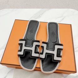 Hermes Slippers