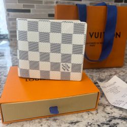 White checkered Wallet !
