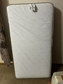 Simmons Dual Sided Infant/ Toddler Mattress