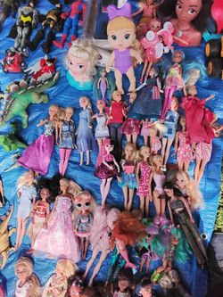 DIFFERENT TYPES GIRL'S DOLLS