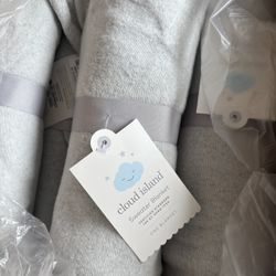 Cloud Island Infant Blanket 