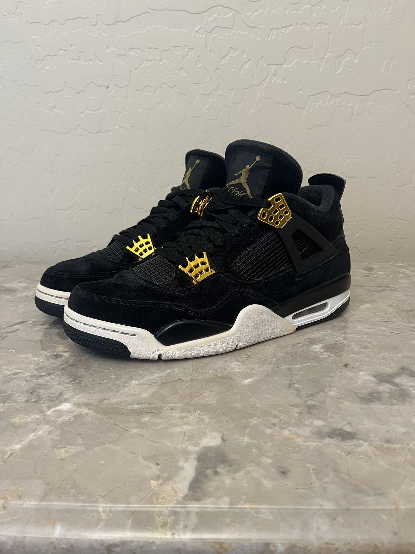 Jordan 4 Retro ‘Royalty’