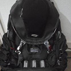 Oakley Kitchen Sink Backpack