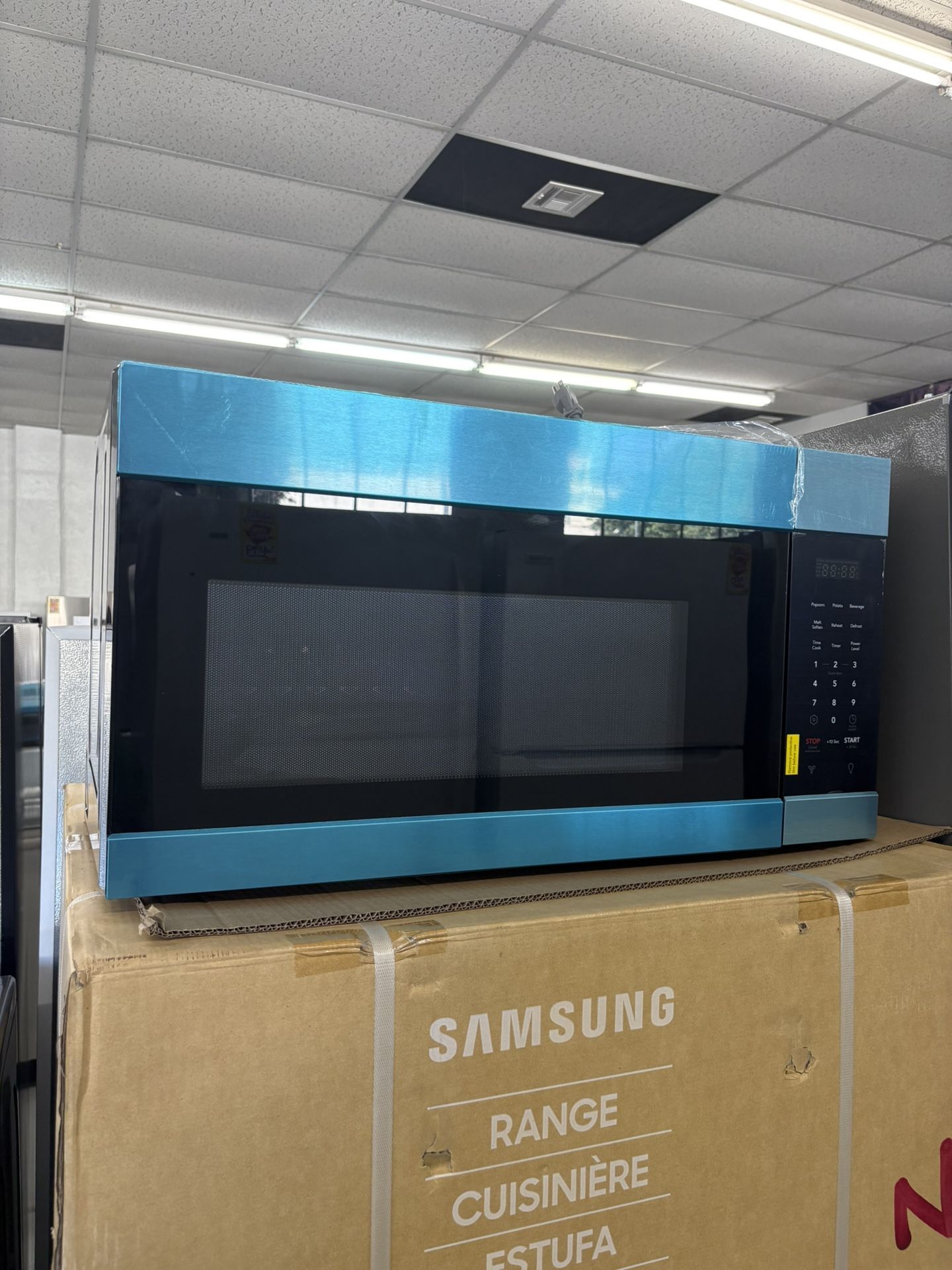 Frigidaire 1.8 Cu. Ft. Over-The-Range Microwave in Stainless Steel. Specifications Dimensions: H 16.375 in, W 29.875 in, D 15.75 in