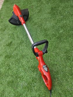 CRAFTSMAN Yard Trimmer Weed Wacker dual-string plug-in electric