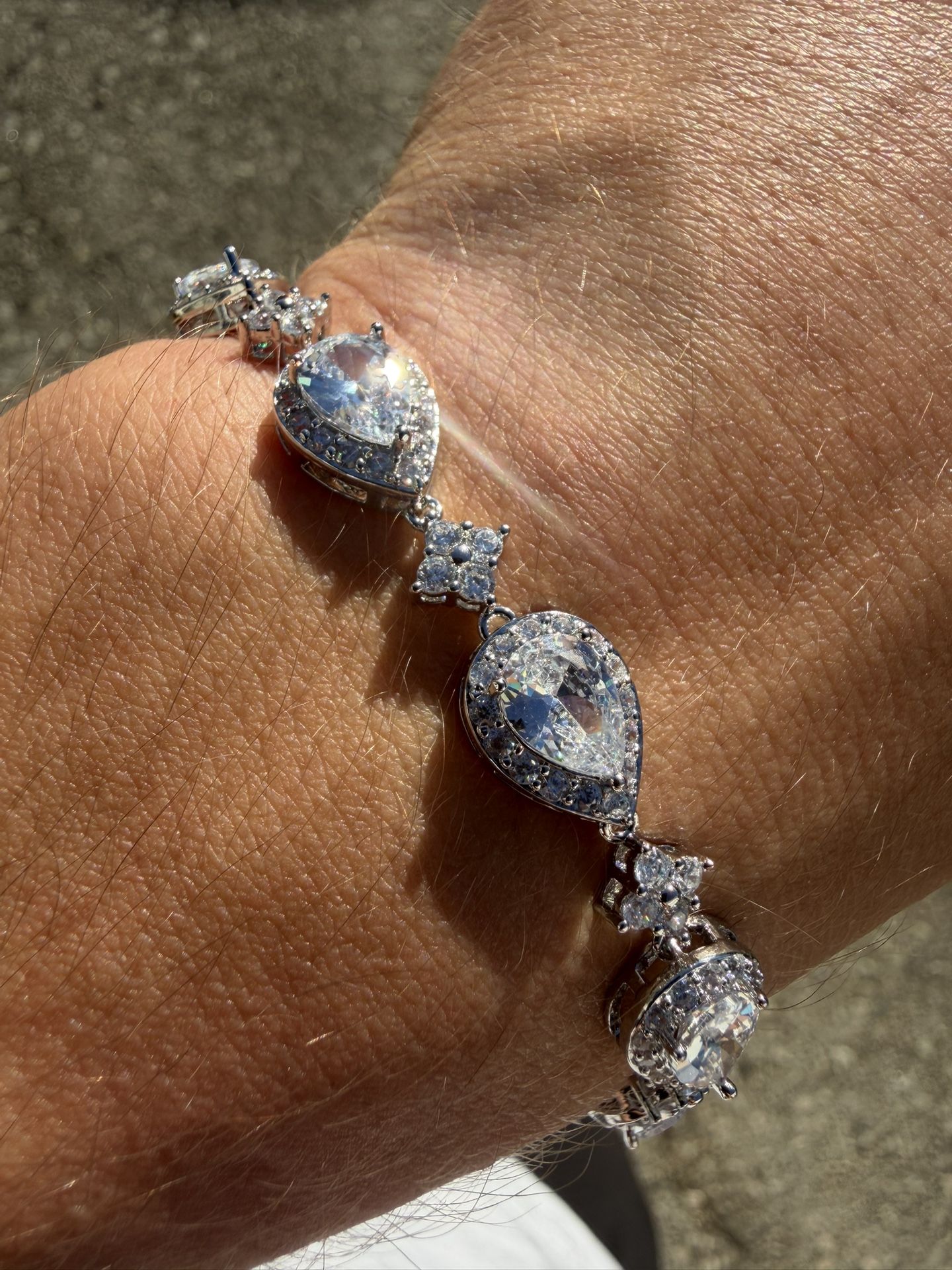 "Tear Drop" Silver Bracelet