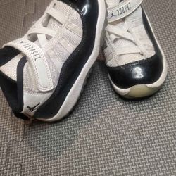 Toddler Jordan 11 White Concord