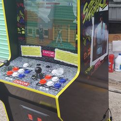 Capcon Street Fighter II Arcade Game 