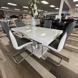 5 PC DINING TABLE SET 