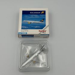 Herpa 1:500 Icelandair Boeing 757-200 TF-FIN