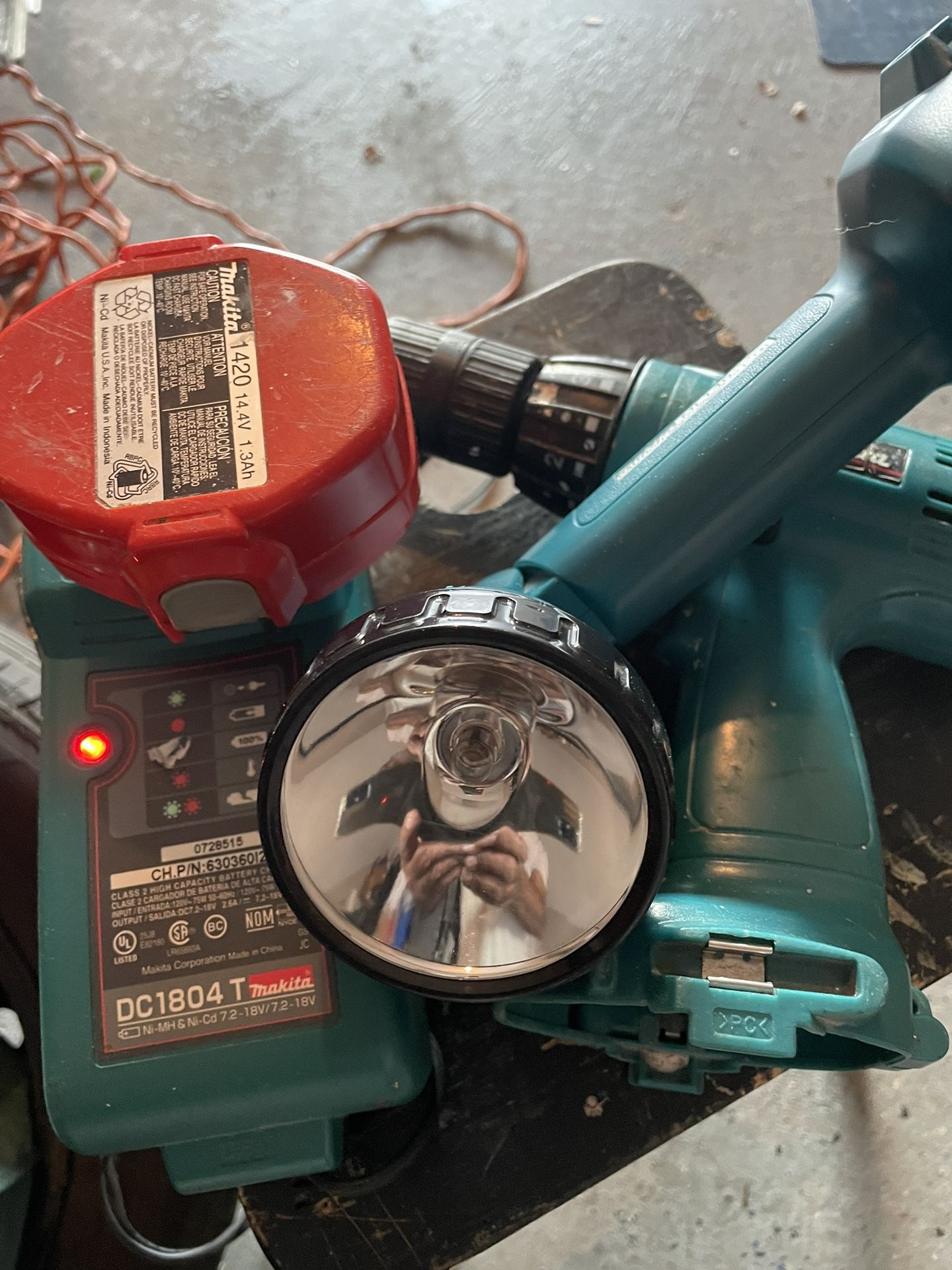 Makita 14.4 Volt Drill And Light