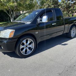 2004 Nissan Titan