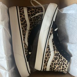 Vans Hi Sk8 Cheetah Print size 6 Women