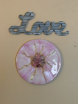 🌸 Rose Quartz Crystal Geode Resin Wall Art – 12” Round – $75