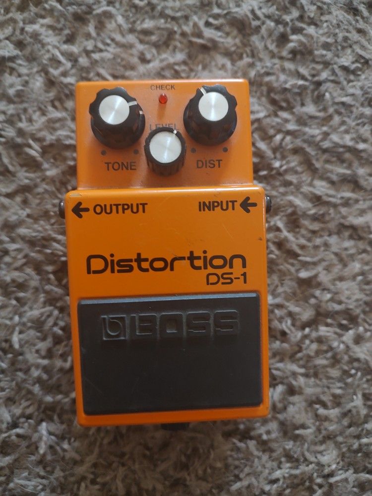 Boss Distortion Pedal
