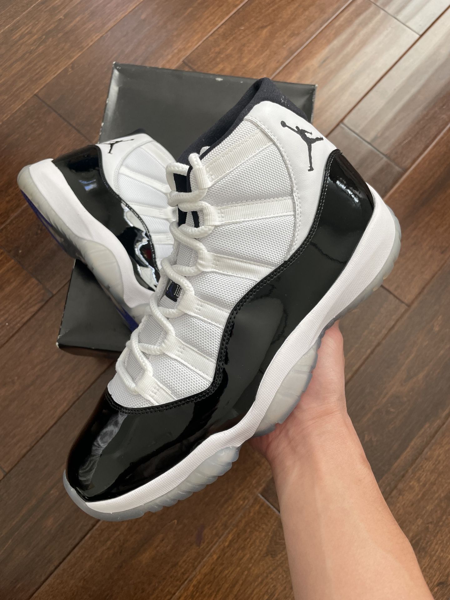 Size 10 Jordan 11 Retro Concord Black