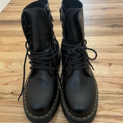 Dr Martens Boots Mens Size 10
