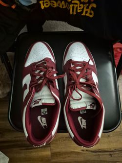 Nike low dunk retro,size 15 Men. ,White/Maroon