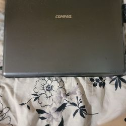 Compaq Presario V6444US Notebook PC