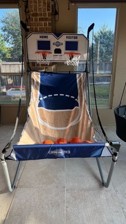 Electronic dual basketball arcade game