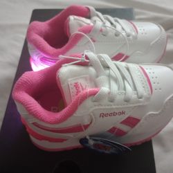 Reebok Toddlers Girls Leather Step ’n’ Flash White Atomic Pink Shoes, Size: 5K
