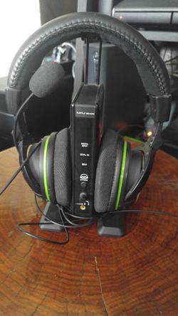 TURTLE BEACH XP500 wireless gaming headphones Dolby 7.1 surround sound with many customizable modes for gaming