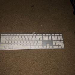 Apple Keyboard 