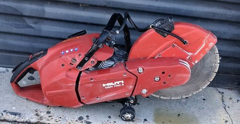 Hilti DSH 700-X 14" Gas Powered Handheld Cut-Off Concrete Demo Saw (2025 Model)