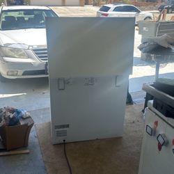 Magic Chef Freezer 