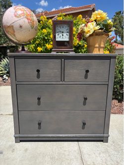 Gray Simmons Wood Dresser Chest of Drawers Furniture Great Condition