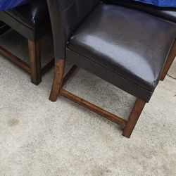 Dinning Table AND CHAIRS 