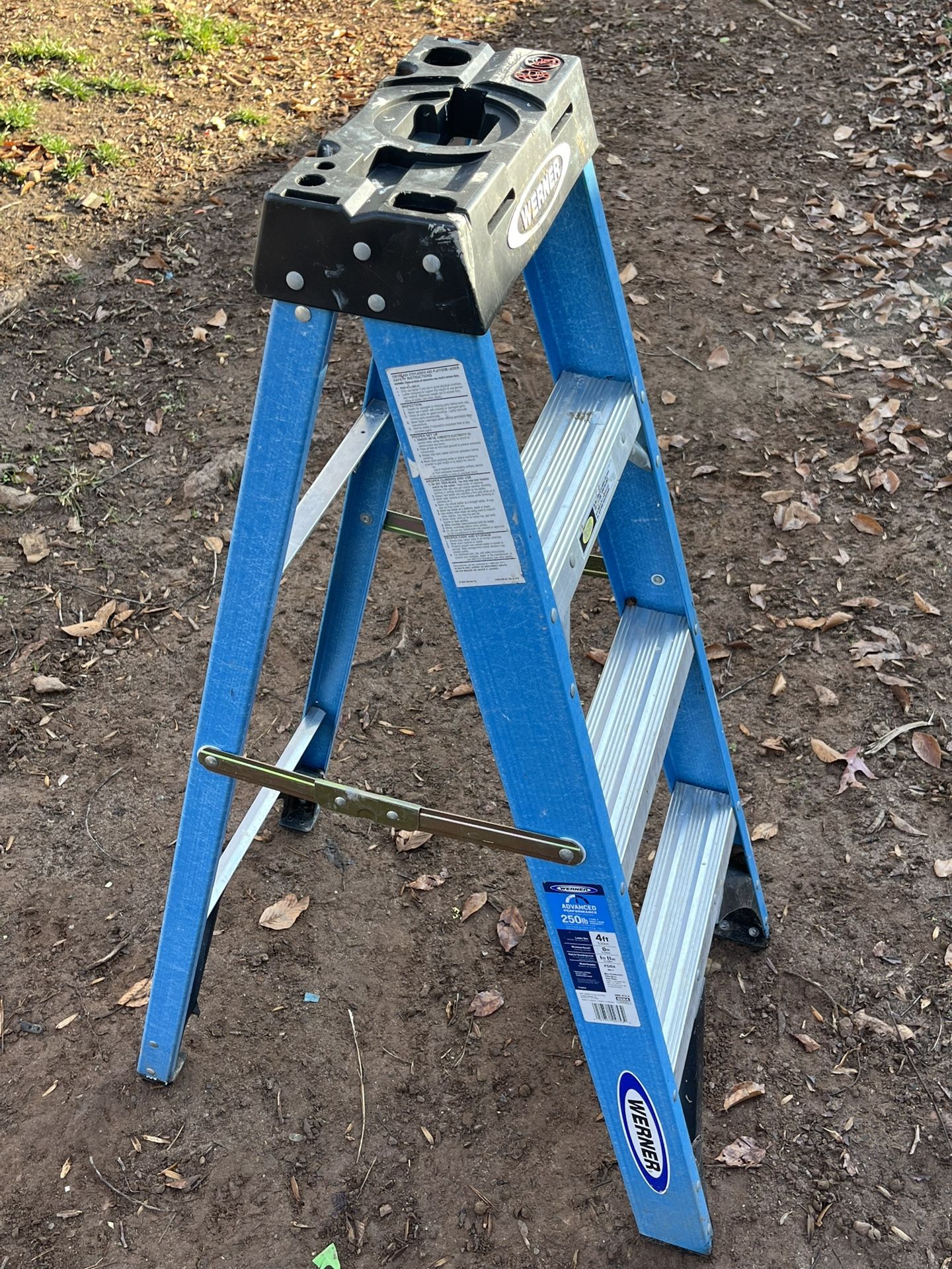 4 Ft. Fiberglass Step Ladder