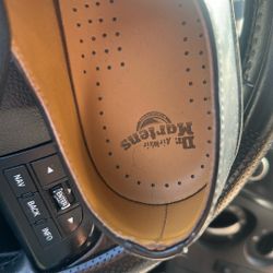 Dr Martens Us 7 Size