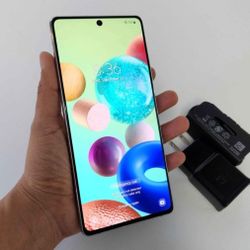SAMSUNG  Galaxy A71, Factory Unlocked,  Excellent Condition. Like New 