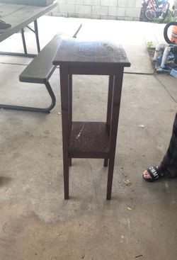 Stand for vases