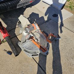 Ridgid 12" Miter Saw