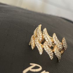 10k GOLD VVS DIAMOND RING