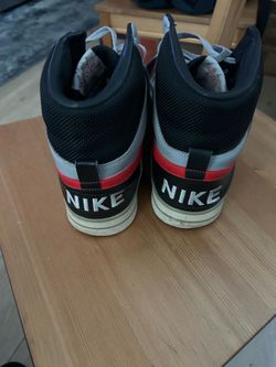 Trendy Sneakers!