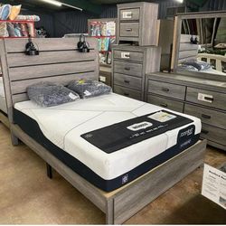 Carter Dark Gray 5 PCS Bedroom Set Queen or King Bed Dresser Nightstand Mirror and CHEST 