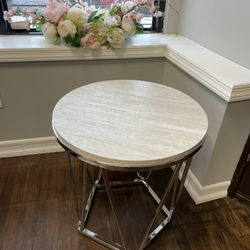 Brand new Side End Tables (2 Available )