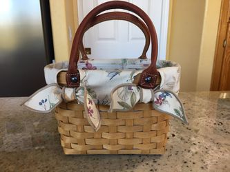 2003 LONGABERGER 6-1/4 inch tall Basket Purse w/ high quality Liner & Plastic Protector.