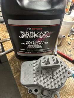 Toyota Prius Used Water pump And Antifreeze