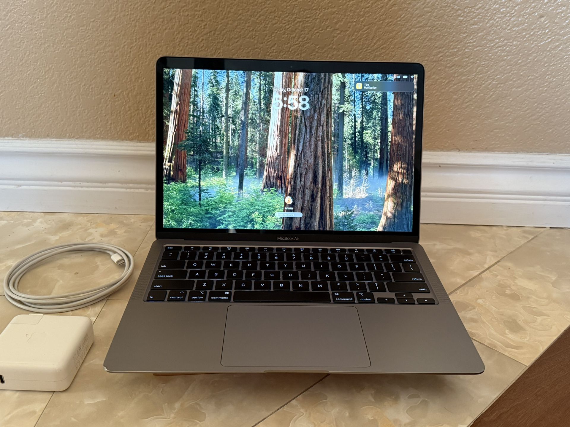 MacBook Air 2020 13” 8G , Cycle = 123