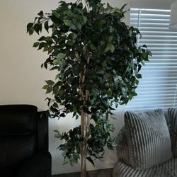 Artificial tree
