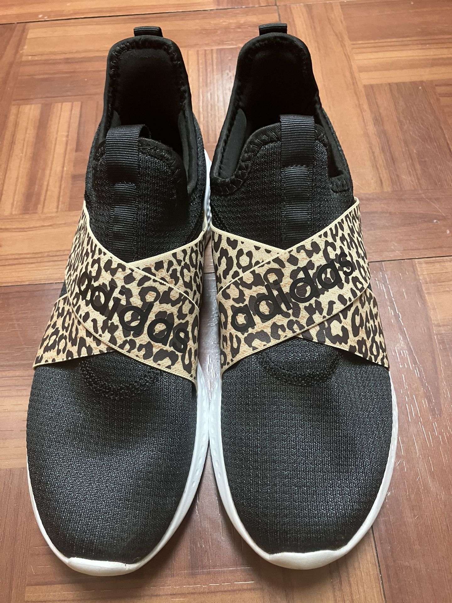 adidas Women's Puremotion Adapt Running Shoe Size 10